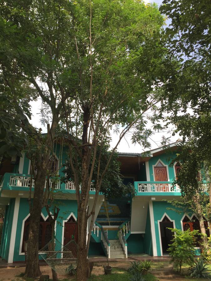 Hotel The Lion Rock Sigiriya Exterior foto